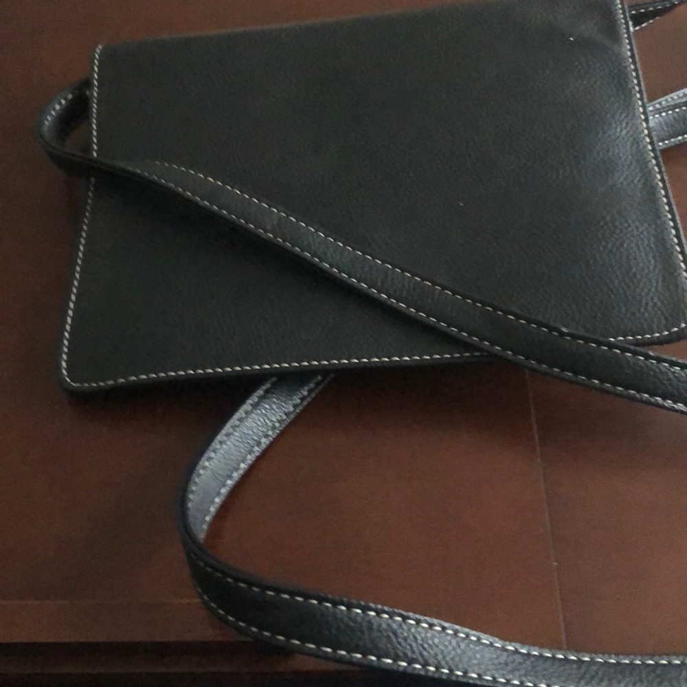 Crossbody - Picture 2 of 3